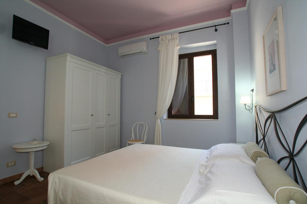 Casa Levante Oliveri Room photo